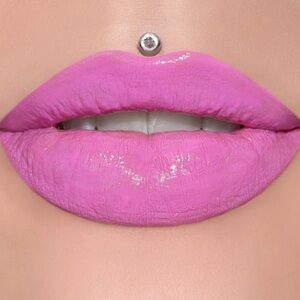 NIB Jeffree Star Supreme Gloss - “Queen Supreme”